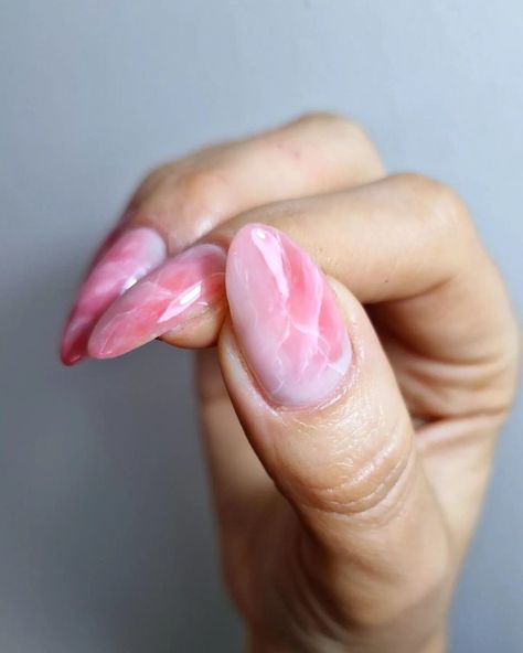 30+ Marble Nail Ideas to Make Your Nails Marble-ous Nail Art Marble Pink, Winter Marble Nails, Red And White Marble Nails, Marble Red Nails, Nails Marble Designs, Pink And White Marble Nails, Matte Marble Nails, Marble Nails Almond, Hot Pink Marble Nails