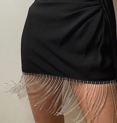 Outfit Leather Skirt, Fashion Long Skirt, Long Skirt Outfit, Skirt Ideas, Long Skirt Outfits, Software Developer, Women Skirts, Taylor Swift Album, Outfits Spring