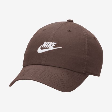 A classic mid-depth cap with plenty of styling options, this Nike Club Cap comes in smooth cotton twill that has a soft wash for easy comfort from day 1. The precurved bill lends itself to casual styling, and the adjustable back-strap lets you find the right fit. Nike Cap, Snowboarding Accessories, Vintage Baseball Caps, Nike Hat, Strapback Hats, Cool Outfits For Men, Red Nike, Hat For Man, Workout Accessories