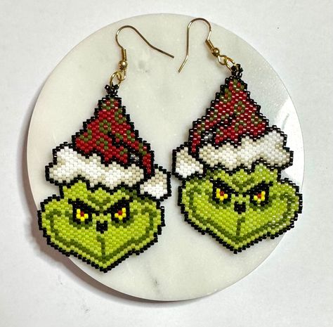 Seed Bead Grinch Earrings, Grinch Brick Stitch Earrings, Grinch Earrings Beaded, Beaded Mickey Mouse Earrings, Grinch Seed Bead Earrings, Christmas Seed Bead Earrings Patterns, Beaded Grinch Earrings, Christmas Brick Stitch Earrings, Grinch Beaded Earrings