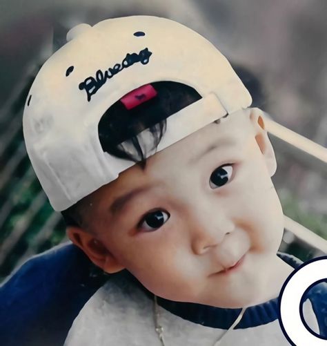 #yunho #ateez #ateezpredebut #predebutyunho Jeong Yunho, Jeong Yun-ho, Love Club, Puppy Face, Woo Young, Kpop Guys, Kpop Wallpaper, Kpop Groups, Baby Pictures