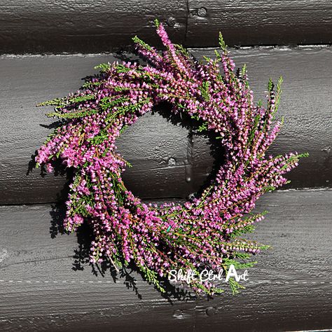 Heather #wreath - Danish summer fall make your own wreath form and add flowers to it. Heather Wreath, Danish Summer, Reusable Containers, Make Your Own Wreath, Fall Leaf Wreaths, Cottage Charm, Diy Picture Frames, Seasonal Wreaths, Leaf Wreath