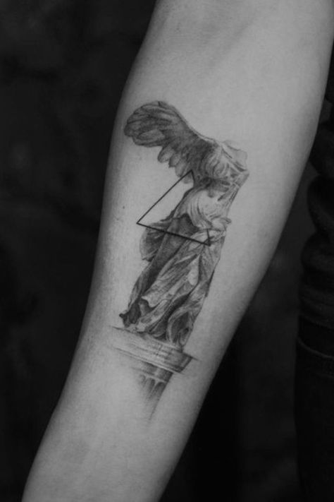 nike samothrace monument tattoo Samothrace Tattoo, Transgender Tattoo Ideas, Rome Tattoo, Victory Tattoo, Nike Tattoo, Tattoo Roma, Winged Victory Of Samothrace, Winged Victory, Greek Mythology Tattoos