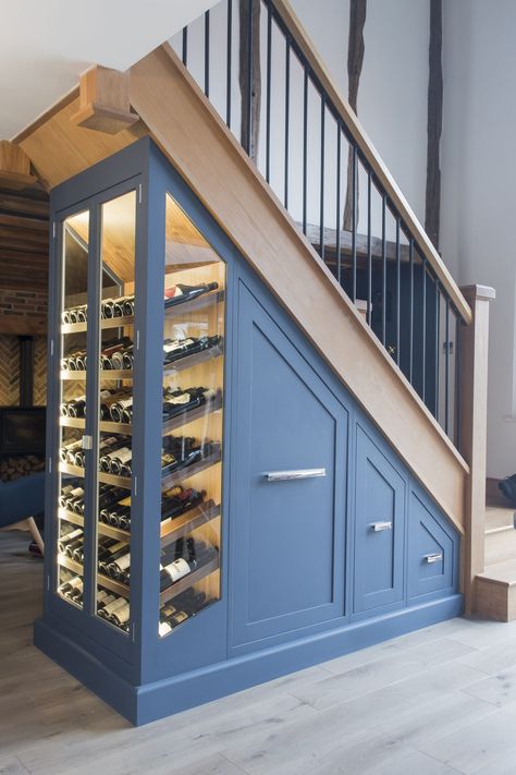 Under Stairs Wine Cellar, حوض الحمام, تحت الدرج, Hiasan Dalaman Rumah, Wine Closet, Staircase Storage, Home Wine Cellars, Wine Cellar Design, Cellar Design