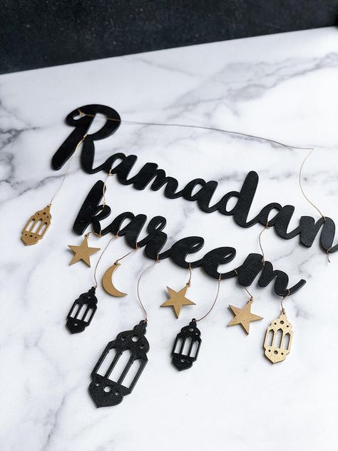 Decoraciones Ramadan, Ramadan Kareem Pictures, Iftar Party, Western Birthday Party, Ramadan Images, Ramadan Kareem Decoration, Ramadan Activities, Ramadan Crafts, Eid Decoration