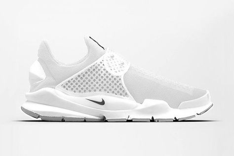 nike-sock-dart-triple-white-01 Best White Sneakers, Nike Sock Dart, White Sneakers Men, Sneakers Mode, Nike Shoes Outlet, Puma Fierce Sneaker, Best Sneakers, Shoes Outlet, Sneaker Collection