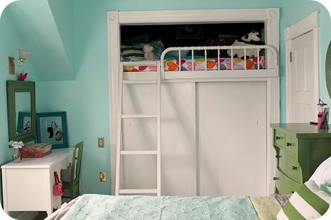 Closet loft bed.--seriously, this is pretty cool. If my little girly ever gets her own room, this would be fun to give her more space in her room. Closet Loft Bed, Mini Room, Bed Nook, Murphy Bed Ikea, Bunk Beds Built In, Future Room, Kid Rooms, Reading Area, Kid Closet