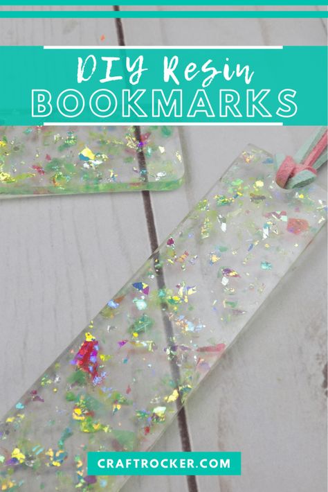 Resin Beginner Projects, Epoxy Bookmark Diy, Personalized Bookmarks Diy, Diy Resin Bookmarks Tutorial, How To Make Acrylic Bookmarks, Resin Bookmarks How To Make, Easy Resin Ideas, Epoxy Resin Bookmark Ideas, Summer Crafts Adults