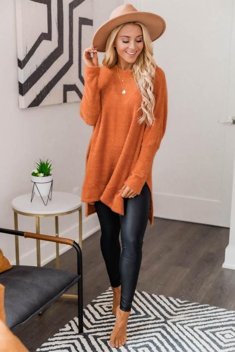 50+ Cute Fall Outfits For Your Closet; orange sweater outfit! This includes fall outfit, fall outfits women, fall outfits 2021, fall outfit ideas, fall outfits aesthetic, fall outfits for school, fall outfits teenage girl, fall fashion, fall fashion outfits, fall fashion 2021 and lots more! This also includes fall fashion trends, fall fashion aesthetic, fall fashion 2021 women, fall aesthetic outfit, autumn outfit, autumn outfits 2021, and more! #falloutfits #falloutfitideas #fallfashion Fair Outfit Ideas Fall, Fall Outfits Teenage Girl, State Fair Outfit Ideas, Orange Sweater Outfit, Outfits Teenage Girl, Fall Fashion Aesthetic, Autumn Outfits Casual, Modest Fall Outfits, Fall Aesthetic Outfit