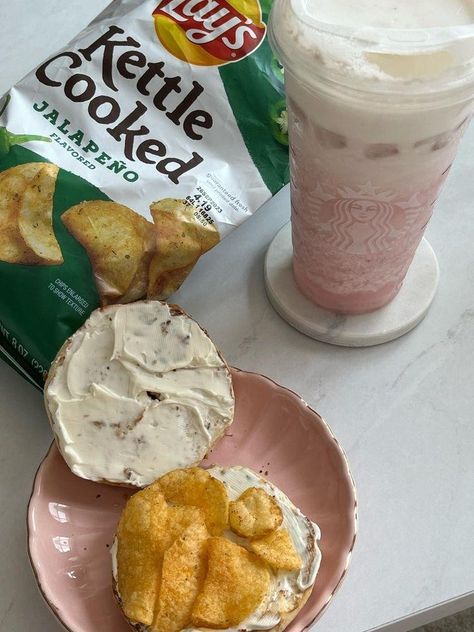 After School Snack Aesthetic, Chips, Snack Recipes, Food And Drink, Snacks