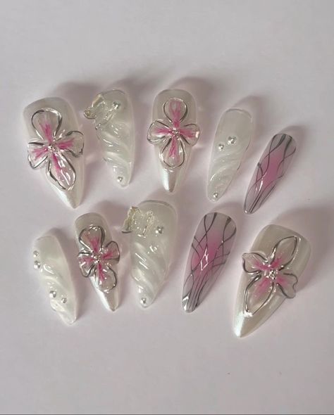 Nails Images, White Chrome Nails, Cute Pink Nails, Fake Nails Designs, Halloween Acrylic Nails, Wow Nails, Gel Nails Diy, White Chrome, Coquette Pink