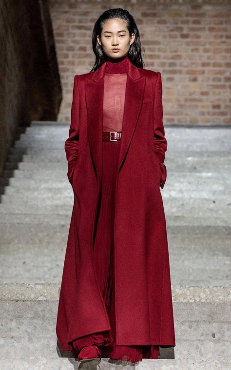 Max Mara Kriss Brushed Cashmere Maxi Coat Brazillian Fashion, Haute Couture Style, Resort 2020, Maxi Coat, Couture Mode, Mode Casual, 2020 Fashion, Live Fashion, Business Outfit