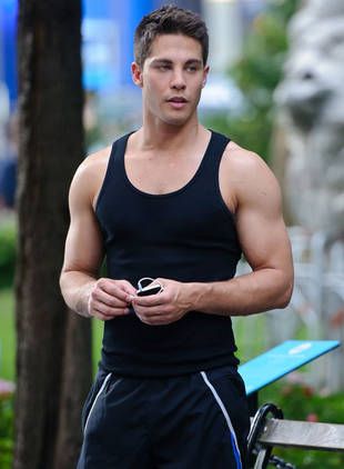 Dean Geyer. <3 Dean Geyer, Cody Christian, Battery Park, Celebrity Photography, Good Looking Men, Hollywood Stars, Male Beauty, Male Body, Glee