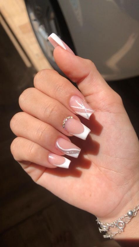 Nail Art For Short Nails, Art For Short Nails, Nail Art Easy, Nail Art Inspo, Ombré Nails, Graduation Nails, Nail Art Tips, Summer Nail Art, Simple Gel Nails