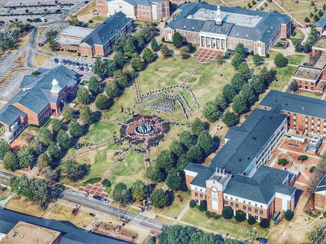 Aerial view of @official_sots as they warm up before today's game! #TROYUspirit #TROYforTroops Troy Trojans, Troy University, University Campus, Alma Mater, College Life, I School, Aerial View, Quad, University