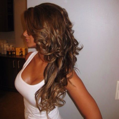 Lovin me some 'nanna curls Teased Hair, Tan Skin, Fashion Hair, Hair Envy, Dream Hair, Light Brown Hair, Great Hair, Big Hair, Up Girl