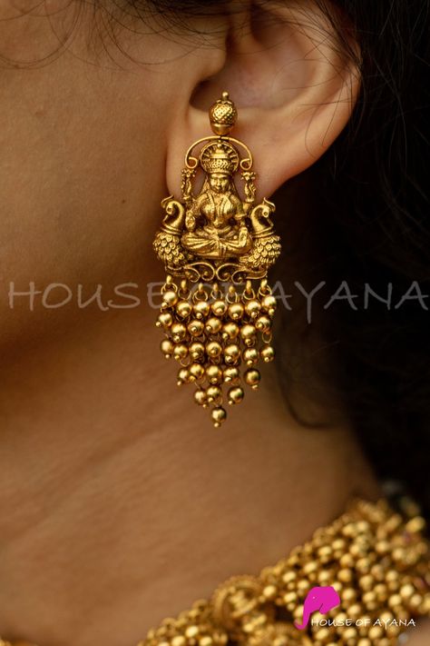 Temple Gold Earrings, Antique Haram Designs Gold Latest, Jumka Design Gold Latest, Gold Haram Designs Indian Latest, Latest Gold Antique Necklace Designs, Gold Jhumka Designs Indian Weddings, Long Earrings Gold, Gold Earrings Designs Indian, Gold Long Earrings