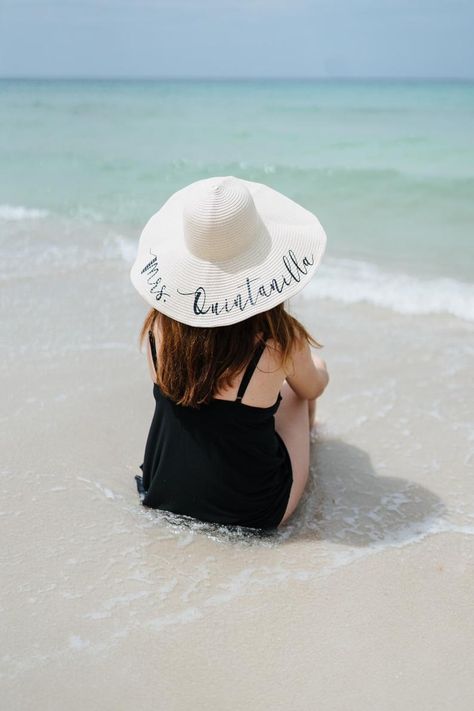 Cute Beach Photos, Wedding Gift For The Bride, Wedding Titles, Floppy Beach Hat, Vacation Photography, Gift For The Bride, Beach Honeymoon, Beach Attire, Beach Photography Poses