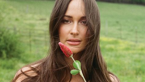 Texas-born singer Kacey Musgraves announces the release of her upcoming album, Deeper Well. Pre-order it now and watch the video for the title track. @KaceyMusgraves #KaceyMusgraves https://bit.ly/3wdY7Zu Deeper Well, Saturn Return, Kacey Musgraves, Laurel Canyon, Father John, Dating World, Classic Songs, Health Business, Country Artists