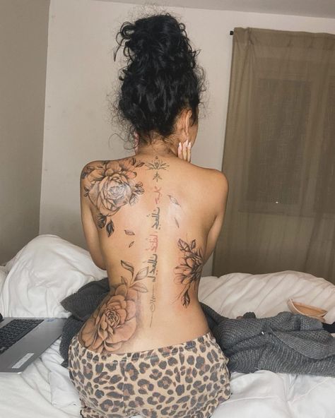 pretty ink 🫧 #pinterestinspo #tattooinspo #fineart #viral Back Tattoo Women Spine, Bad Kid, Tramp Stamp Tattoos, Pretty Hand Tattoos, Piercing Inspo, Tasteful Tattoos, Spine Tattoos For Women, Tattoos For Black Skin, Pretty Tattoos For Women