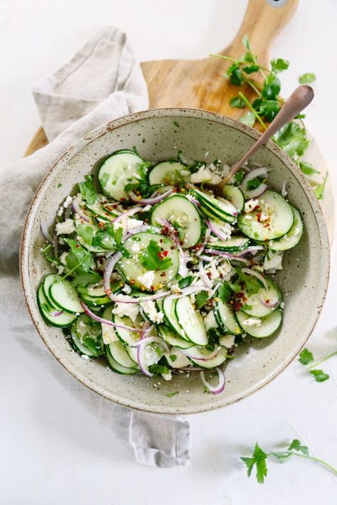 Simple Cucumber Salad, Lime Vinaigrette, Lime Dressing, Feta Salad, God Mat, Cucumber Salad, Live Simply, Easy Salads, Side Dishes Easy