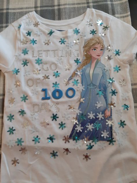 100 days of school shirt for girls frozen 2 snowflakes diy Diy Kids Shirts, 100 Days Of School Project Kindergartens, 100 Day Project Ideas, 100 Day Shirt Ideas, 100days Of School Shirt, 100 Días De Clases, Snowflakes Diy, 100th Day Of School Crafts, Diy Tiara