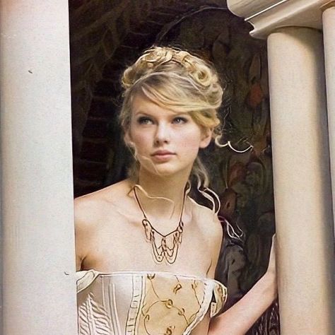 Fearless Aesthetic, Taylor Swift Album Aesthetic, Taylor Swift Taylor Swift, Album Aesthetic, Taylor Swift Fearless, Taylor Swift Album, Whatsapp Group, Love Story, Taylor Swift