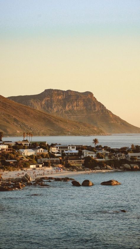 Aesthetic Cape Town, Cape Town South Africa Aesthetic, Cape Town Travel, Africa Do Sul, Cape Town South Africa, Coastal Life, Holiday Places, South Africa Travel, Beautiful Places On Earth