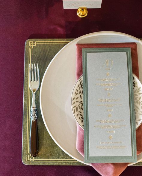 ⁠ Crushed velvet, texture and gilded everything....loving this luxe, rich look for your wedding place settings.⁠ ⁠ ⁠ ⁠ Photography: @alexferreriphoto⁠ Planning: @savoirfeteevents⁠ Venue: @colvinevents⁠ Videography: @morninglightfilmco⁠ Floral & Draping: @atmosphereeventsgroup⁠ Linens & Chairs: @nuagedesigns⁠ Tabletop: @thefestivefrog⁠ Stationery: @livelyhouseandhome⁠ Planner Photography, Napkin Art, Art Nouveau Wedding, Nouveau Wedding, Art Nouveau Weddings, Green Tablecloth, Editorial Shoot, Light Film, Wedding Place Settings