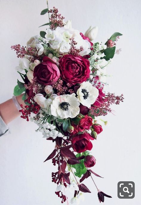 Berry Wedding Bouquet, Ranunculus Wedding Flowers, Berry Wedding Flowers, Berry Wedding Colors, Artificial Hand, Berry Bouquet, Berry Wedding, Silk Bouquet, Berry Color