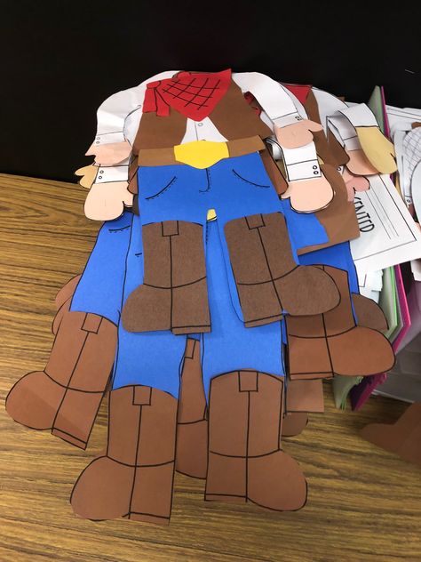 Texas Bulletin Board Ideas, Rodeo Bulletin Board Ideas, Wild West Classroom Theme, Wild West Decorations, Wild West Crafts, Country Night, Texas Rodeo, Hoco 2024, Fair Theme