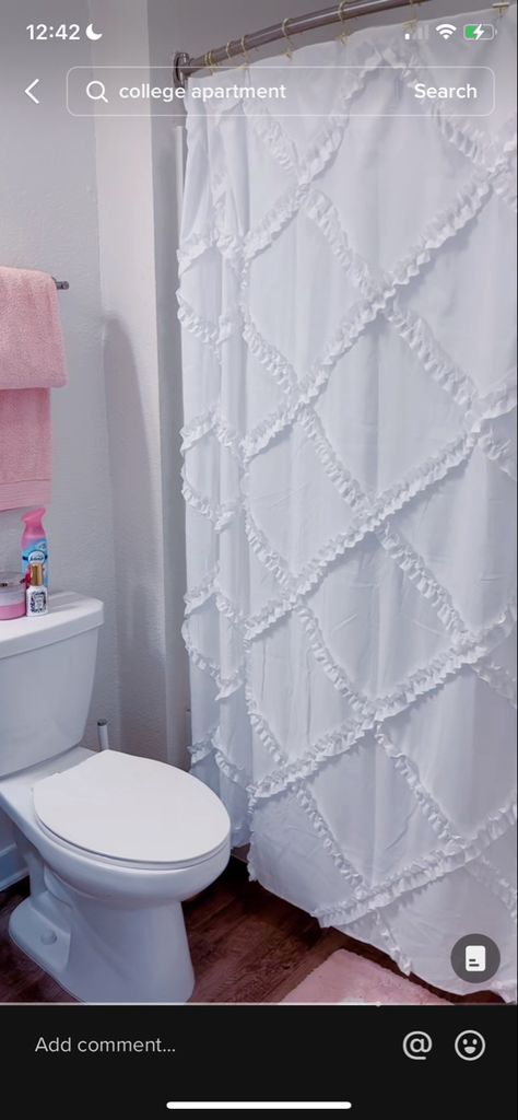 Bathroom Dorm Ideas, College Dorm Bathroom Ideas, Tcu Dorm, Dorm Shower Curtain, Bathroom Decor Dorm, Dorm Bathroom Ideas, Bathroom Decor College, Dorm Curtains, Dorm Bathroom Decor