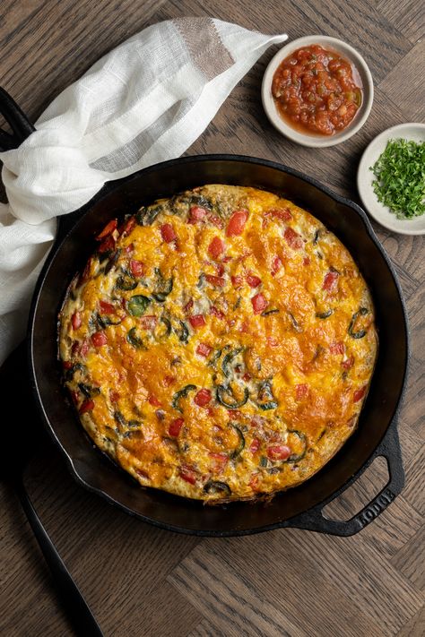 Southwest Frittata, Macros Meals, Oh Snap Macros, Macro Breakfast, Macros Recipes, Macro Diet, Macro Recipes, Macro Nutrition, Brunch With Friends