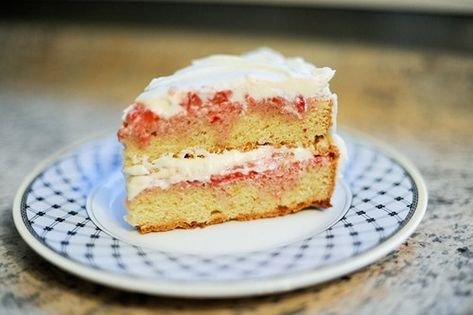 Strawberry Shortcake Cake | The Pioneer Woman The Pioneer Woman Cooks, Shortcake Cake, Strawberry Shortcake Cake, Strawberry Shortcake Recipes, Vegetarian Cake, Salty Cake, Coconut Cake, The Pioneer Woman, Pumpkin Cake