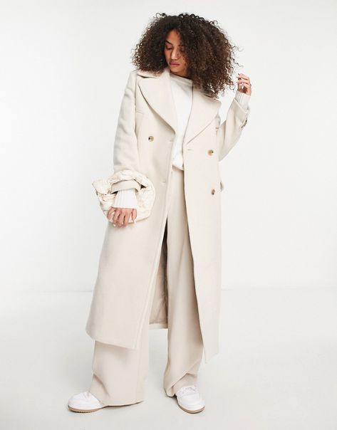 Manteaux et vestes par & Other Stories Il ne te reste plus qu'à l'enfiler avant de partir Col cranté Patte de boutonnage Poches fonctionnelles Coupe longue Coupe décontractée Long Tan Coat Outfit, Creme Outfit, Wool Maxi Coat, Ootd Outfit Ideas, Outfit Ideas 2023, Scrub Corpo, Tan Coat, Jacket Beige, Beige Coat