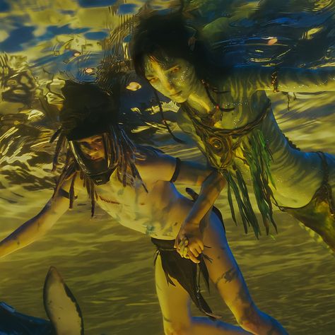 Sigourney Weaver and Jack Champion as Kiri and Spider, in “Avatar: The Way of Water” (2023). Kiri And Spider, Kiri Cosplay, Kiri Sully, Kiri Avatar, Avatar James, Character Movie, Avatar Fanart, Avatar Art, Jack Champion