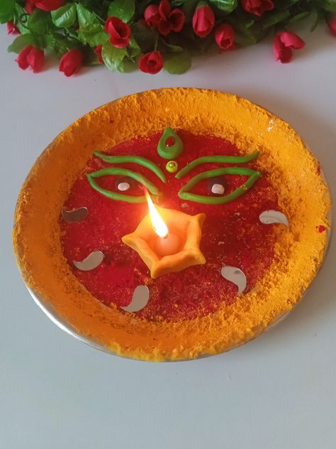 👉 Navratri Arti Thali decoration#thalidecoration #artithalidecoration #poojathali#festivaldecor Thali Decoration Ideas For Navratri, Simple Arti Thali Decoration Ideas, Decoration Ideas For Navratri, Arti Thali Decoration, Arti Thali, Aarti Thali, Ambe Maa, Thali Decoration, Thali Decoration Ideas