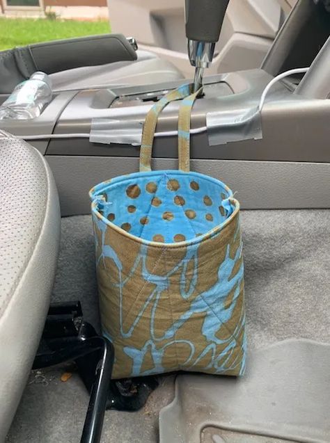 Fabric Garbage Can For Car, Trash Bags For Cars, Trash Bag For Car Pattern, Car Garbage Can Ideas, Fabric Trash Bag For Car, Car Trash Can Sewing Pattern Free, Car Waste Basket Diy, Car Garbage Bags Pattern, Car Trash Bag Diy Pattern Free