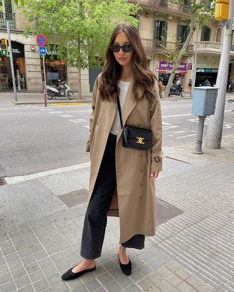 Outfits For The Office, Mode Old School, Mode Instagram, Trench Coat Outfit, Mode Chanel, Simple Fall Outfits, Fall Outfit Ideas, Spring Look, Paris Outfits