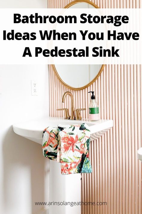 Storage solutions and storage ideas for when you have a pedestal sink or a small bathroom! creative ideas to store toilet paper, toiletries, and more! Bathroom Organization Pedestal Sink, Pedestal Sink Soap Ideas, Pedastle Sink Storage, Half Bath Storage Ideas, Pedastle Sink, Under Pedestal Sink Storage, Bathroom Pedestal Sink Ideas, Pedestal Sink Bathroom Ideas, Pedestal Sink Storage Ideas