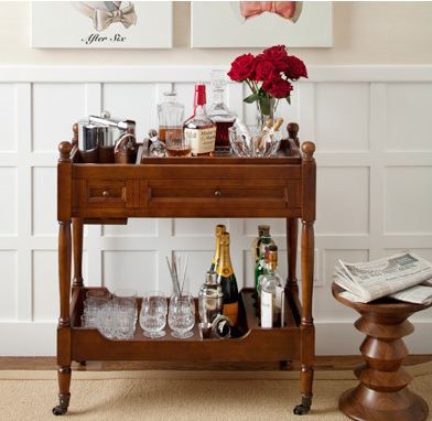 home bar Wooden Bar Cart, Cocktails Cart, Wood Cart, Bar Trolley, Gold Bar Cart, Drink Cart, Bar Cart Styling, Small Bars, Drinks Trolley