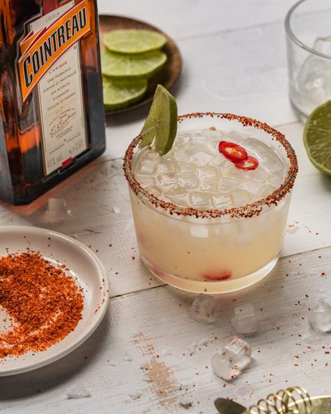 Chilli Margarita Recipe, Margarita Cocktail Recipes, Chili Margarita, Chilli Margarita, 2024 Prep, Frozen Mango Margarita, Best Margarita, Homemade Margaritas, Frozen Limeade