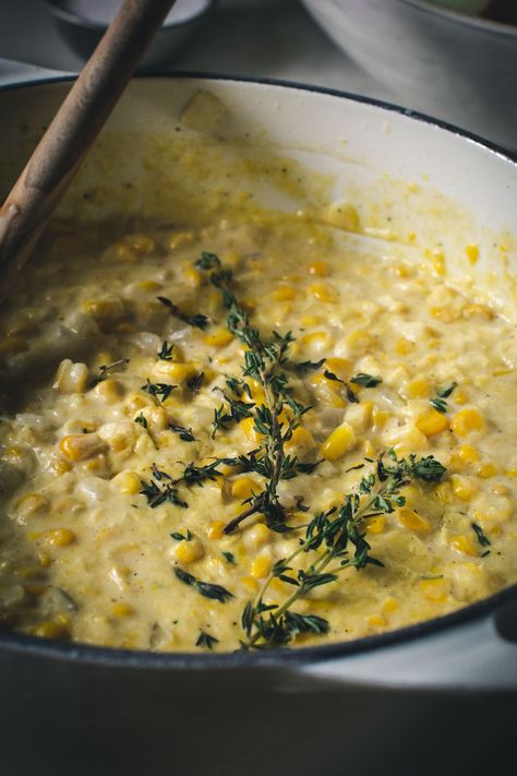 This is a crunchy corn side dish with a velvety smooth cream sauce with a buttery finish. This comfort-food corn recipe warms any meal.    #summer #recipe #creamed #corn Corn Sauce Creamy, Cream Carrots, Spicy Creamed Corn, Corn Puree Recipe, Sweet Corn Dishes, Canned Creamed Corn, Southern Creamed Corn, Amish Corn, Easy Creamed Corn