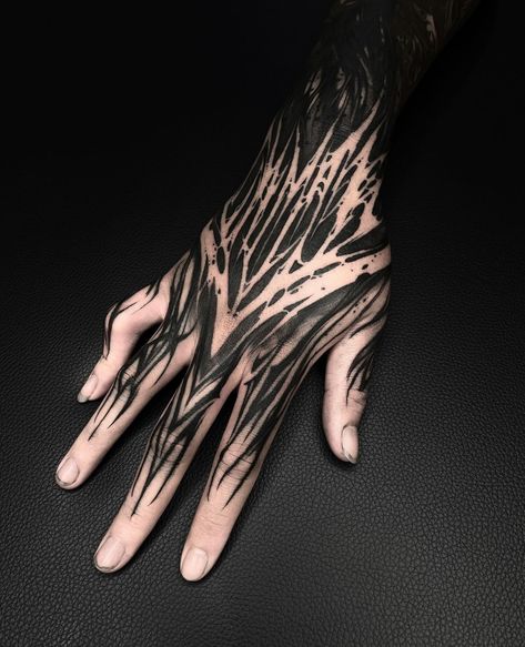 Black Work Hand Tattoo, Insect Tattoo Sleeve, Blackwork Hand Tattoo, Full Black Tattoo, Black Hand Tattoo, Ck Tattoo, Dark Tats, Left Hand Tattoo, Full Hand Tattoo