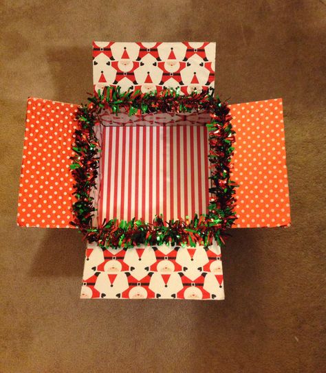 Christmas Care Package #1 Wrapping Inside Of Box Packaging Ideas, Mailing Christmas Packages, Mail Christmas Gift Ideas, Winter Box Gift, Christmas Deployment Care Packages, Christmas Care Package Military, Christmas Present Box Ideas, Christmas Package Ideas Boxes, Boyfriend Xmas Gift Ideas