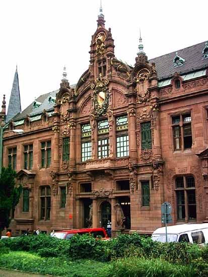 University Library - Heidelberg, Germany Heidelberg University, Heidelberg Germany, Industrial District, University Library, Most Romantic Places, Baroque Architecture, Romantic Places, Germany Travel, Barcelona Cathedral