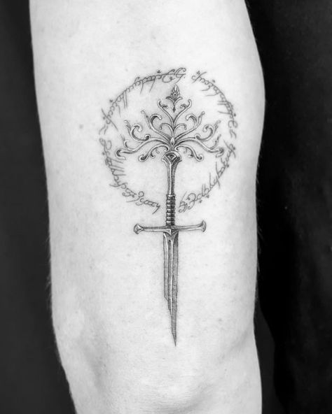 Shard Of Narsil Tattoo, Lotr Necklace Tattoo, Shards Of Narsil Tattoo Design, Shards Of Narsil Tattoo, Lotr Swords Tattoo, Lotr Spine Tattoo, Shards Of Narsil Tattoo Lord Of The Rings, Narsil Tattoo, Shards Of Narsil