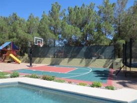 Pool And Basketball Court, Backyard Court, Backyard Basketball Court, Tattoo Beach, Basketball Court Backyard, Basketball Decor, Backyard Basketball, Pool Basketball, Sports Court