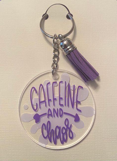 Mother’s Day Cricut Ideas, Mother’s Day Crafts To Sell, Cricut Mothers Day Gifts To Sell, Circle Keychain Ideas, Mothers Day Cricut Ideas, Round Acrylic Keychain Ideas, Cricut Mothers Day Gifts, Cricut Keychain Ideas, Keychain Cricut