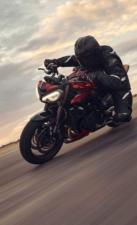 Triumph Street Triple R, Moto Wallpapers, Mt Bike, Triumph Speed Triple, Triumph Street Triple, Street Triple, Motorcycle Wallpaper, Ab De Villiers, Motorcycle Photography